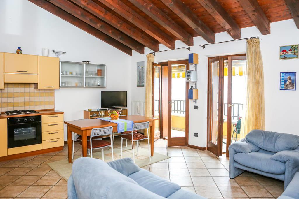 Holiday Home Thomas And Friends Brenzone sul Garda Exterior photo